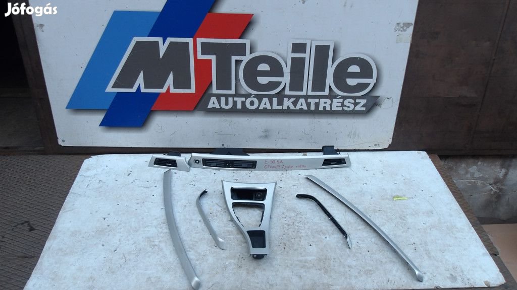 GYÁRI BONTOTT BMW E91 DÍSZLÉC SZETT JÓ ÁLLAPOTBAN!